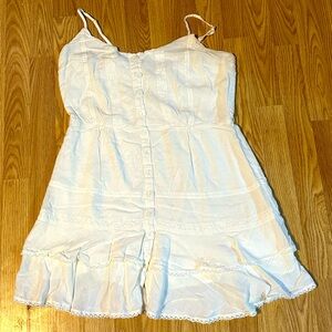 Heartloom White Sundress w/Spaghetti Straps -Buttondown front design -Size Large